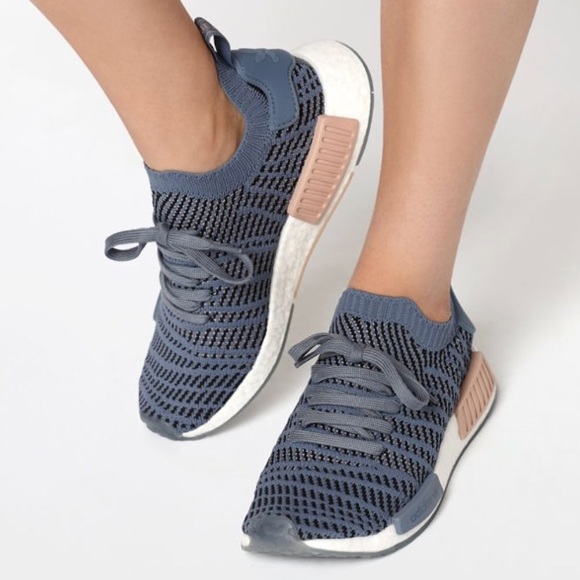 stlt primeknit shoes